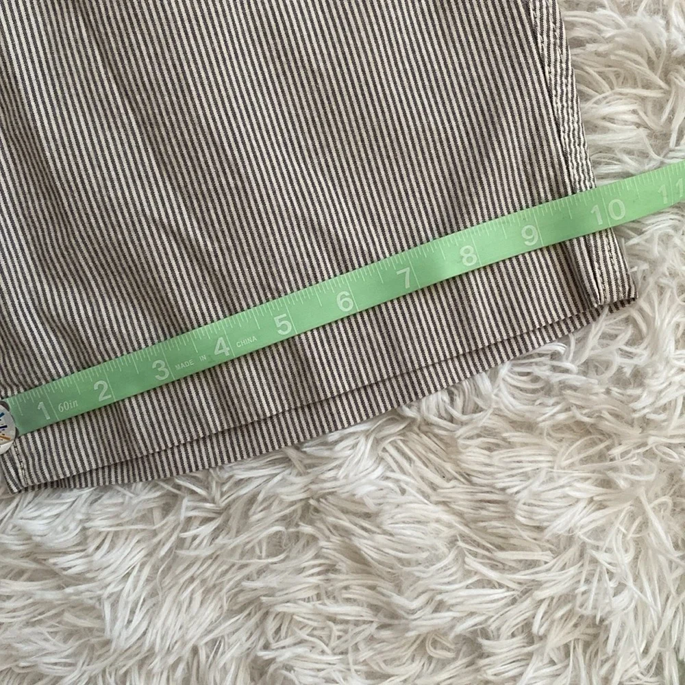 Eddie Bauer cream and black striped cotton Bermuda shorts